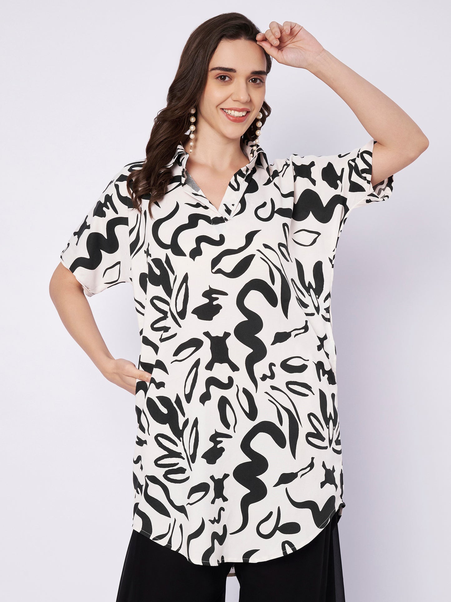 Kuberakshi Abstract Print Shirt Kurti with Palazzo Set