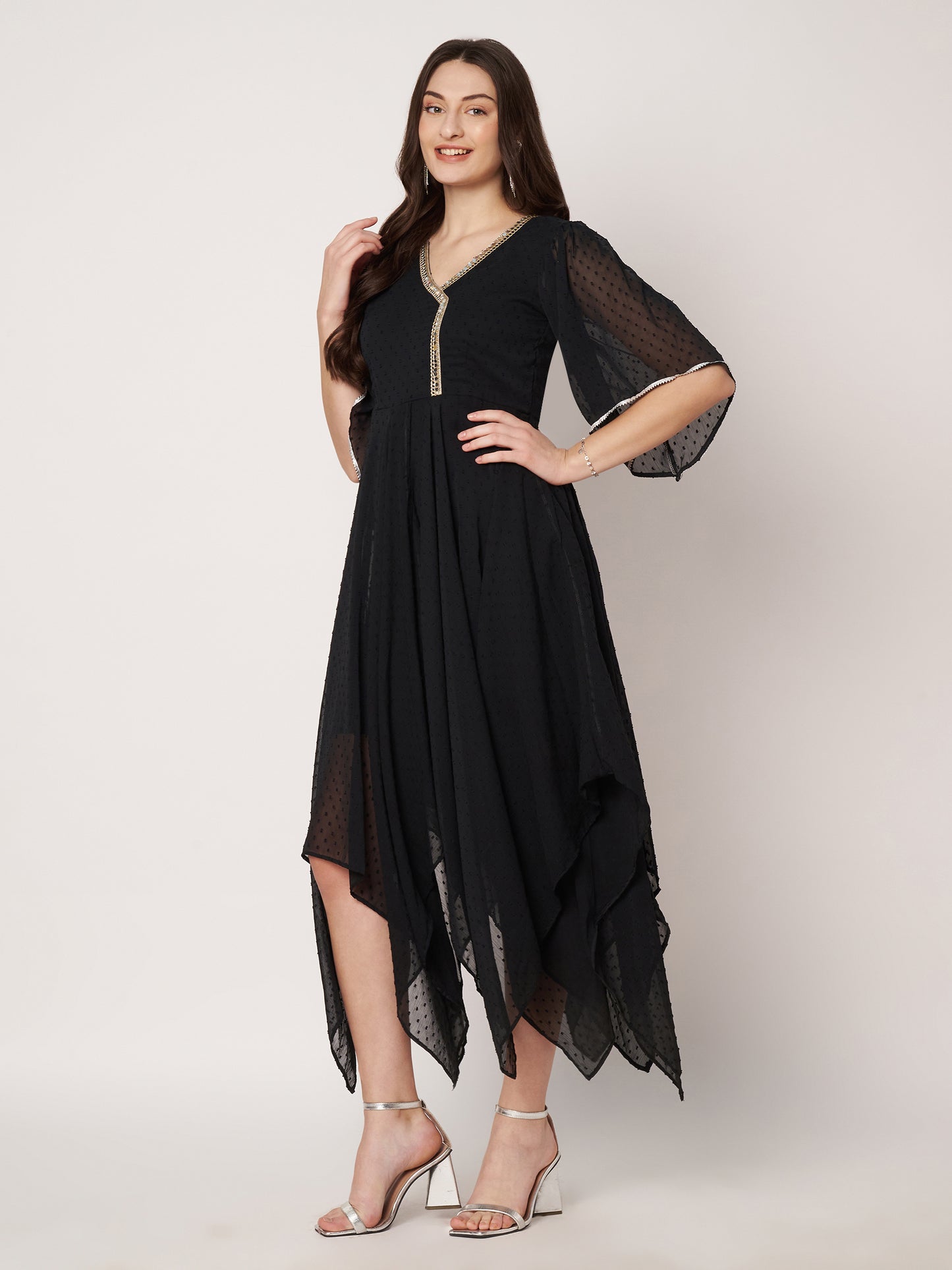 Kuberakshi Black Georgette zig zig flare long dress