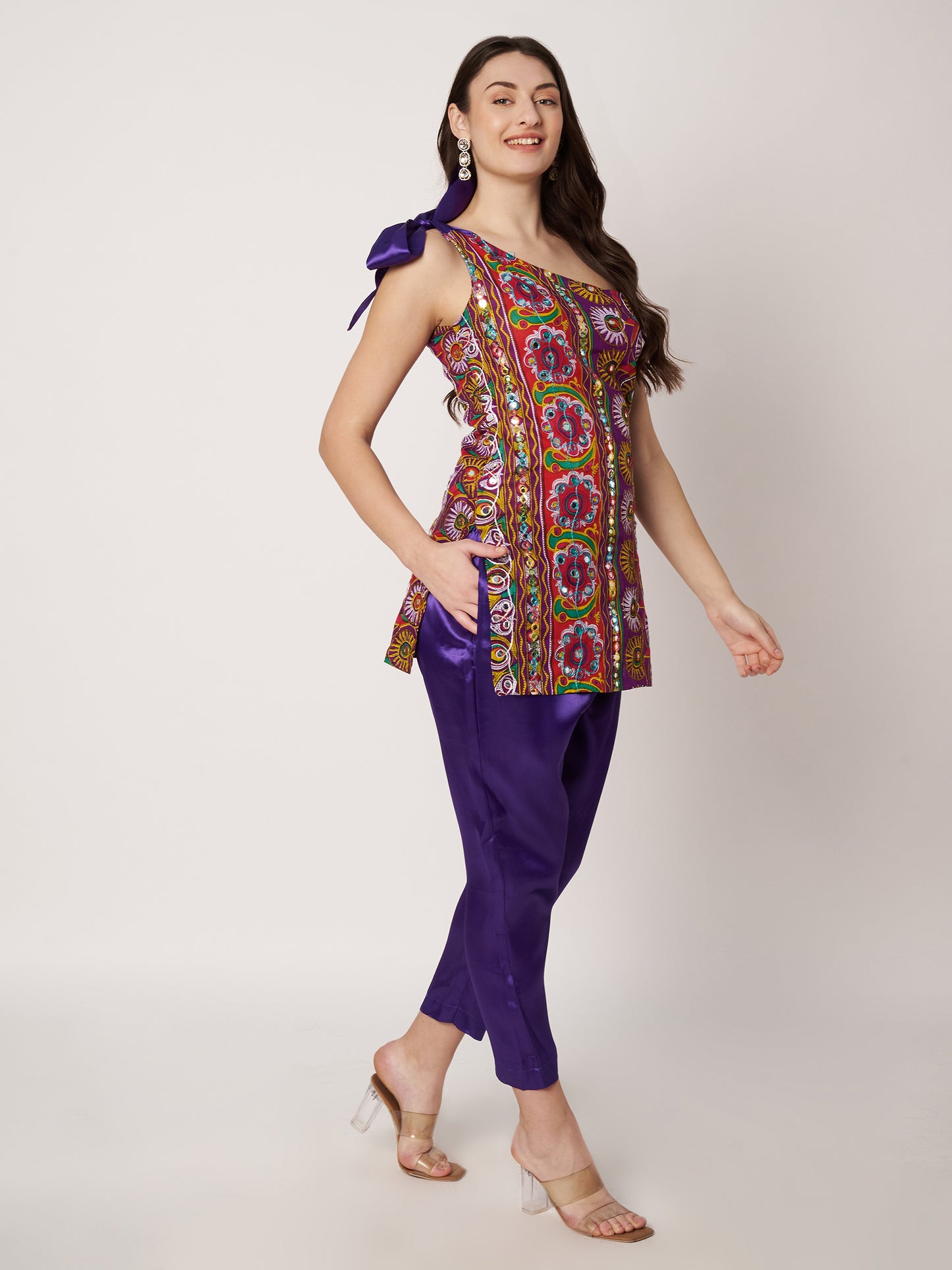 Kuberakshi-Jaipuri  style one shoulder cord set