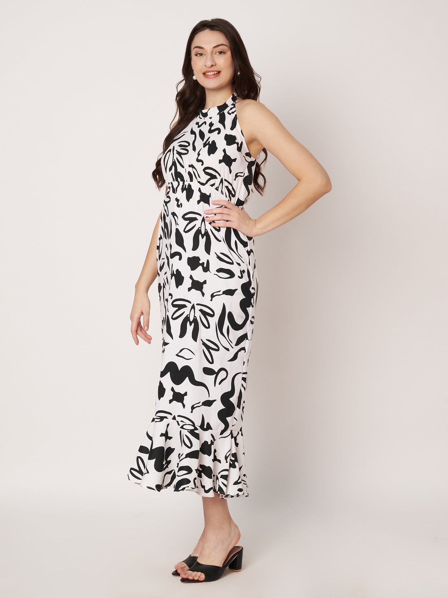 Kuberakshi- Black and white backless long dress
