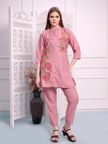 Cord Set with piping embroidery