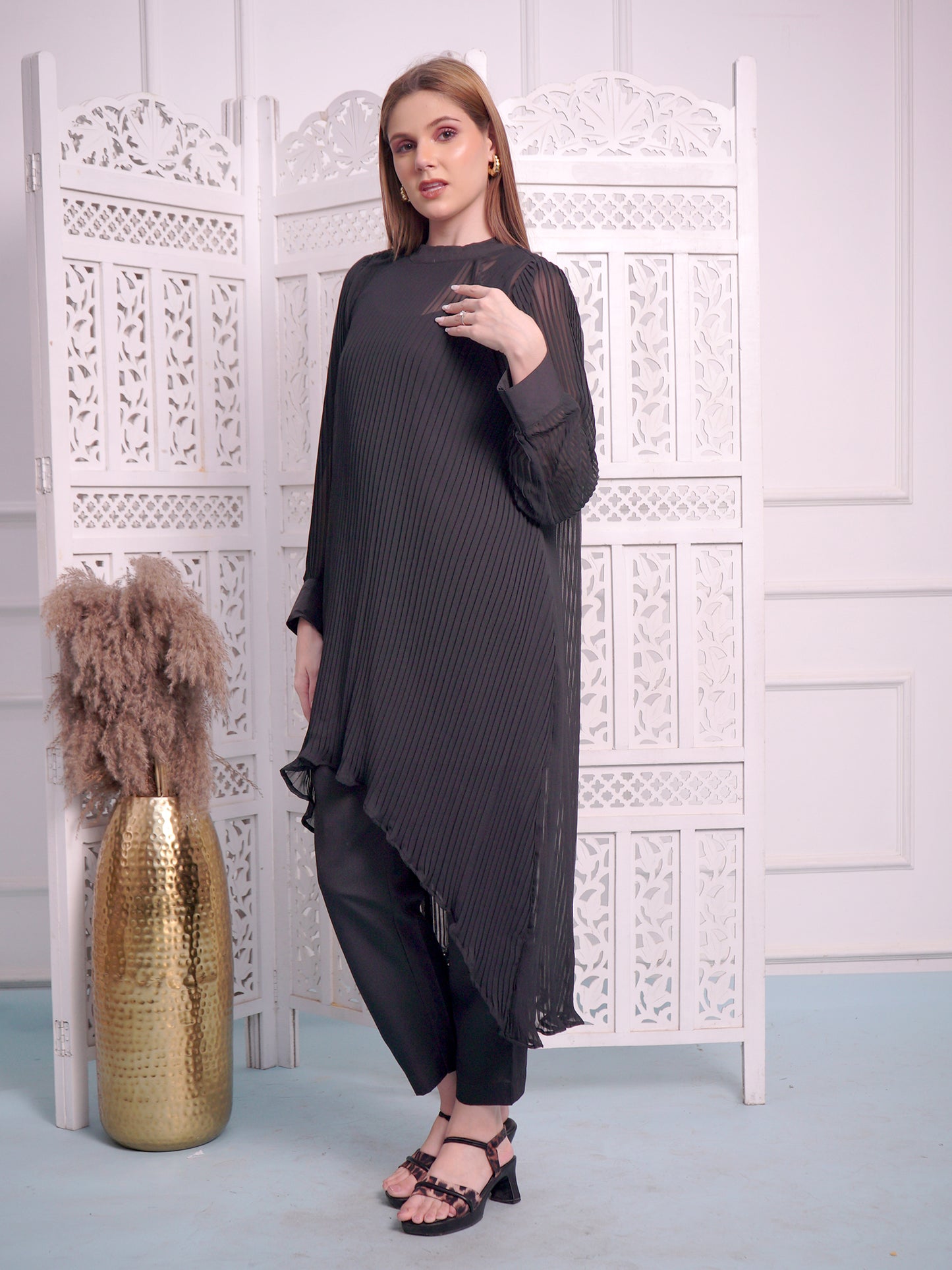 Cord set in Desirable Black colour