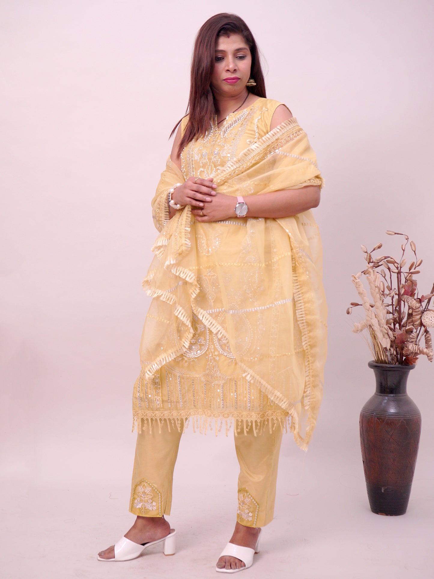 Ladoo A LIne Suit