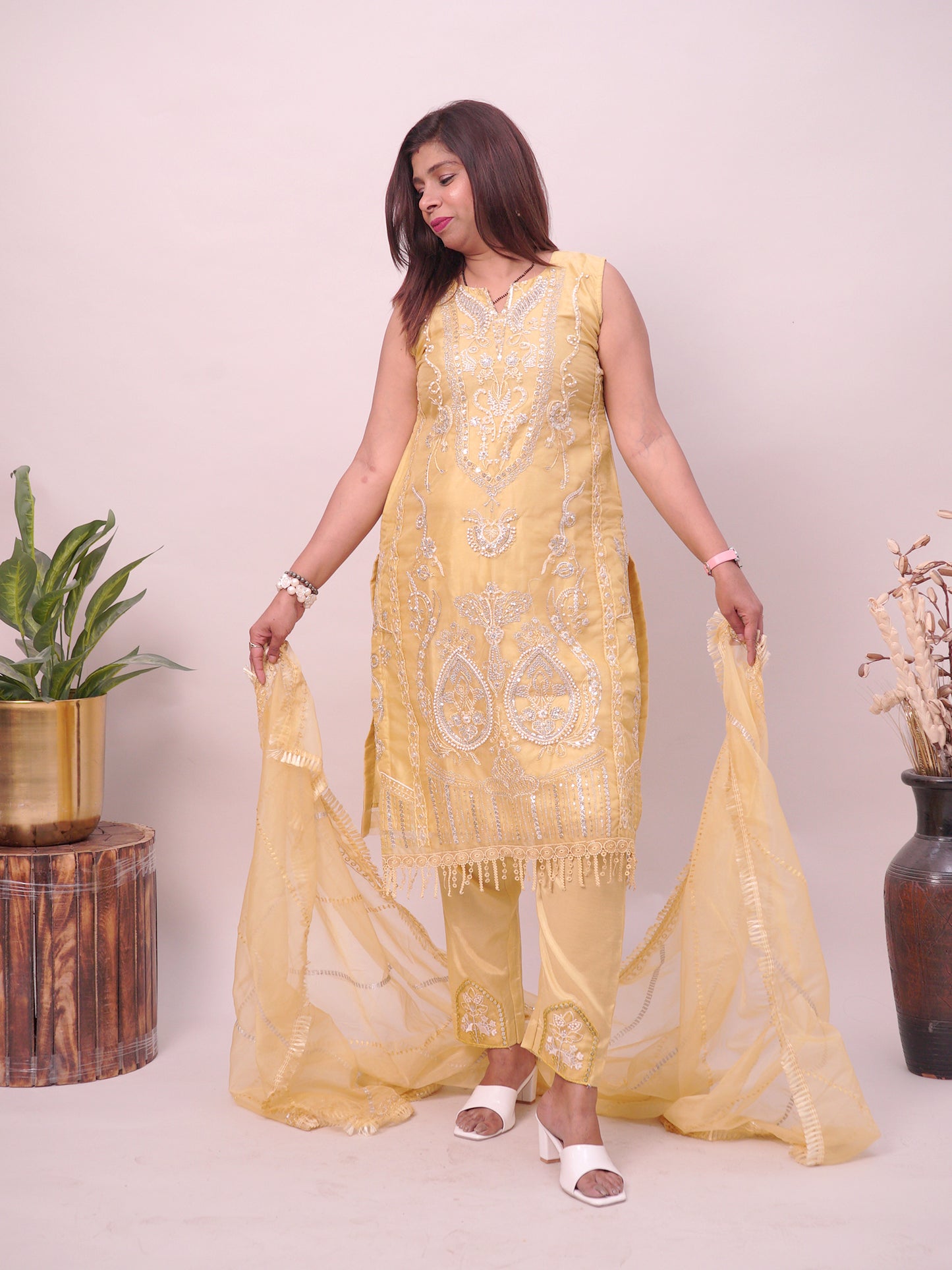 Ladoo A LIne Suit