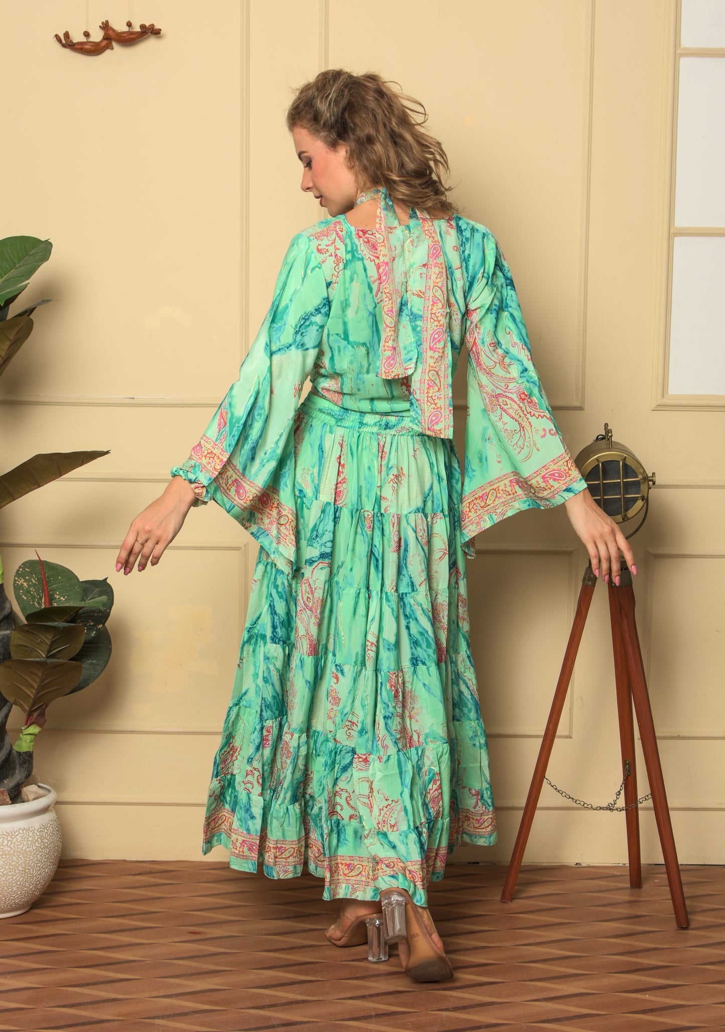 Stylish Skirt top with Shrug