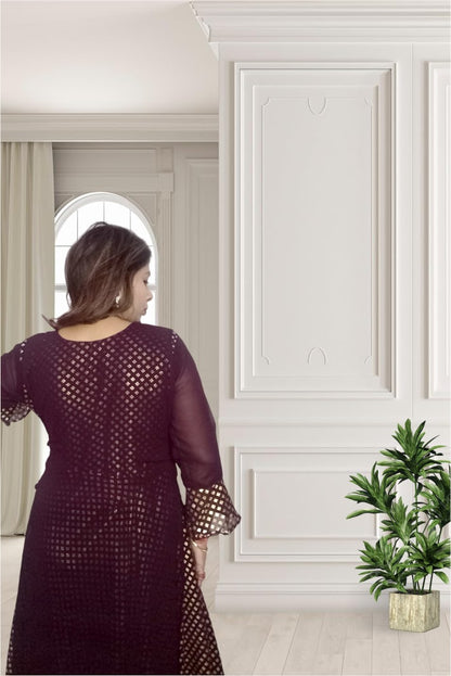 Elegant Double Layered Georgette Gown